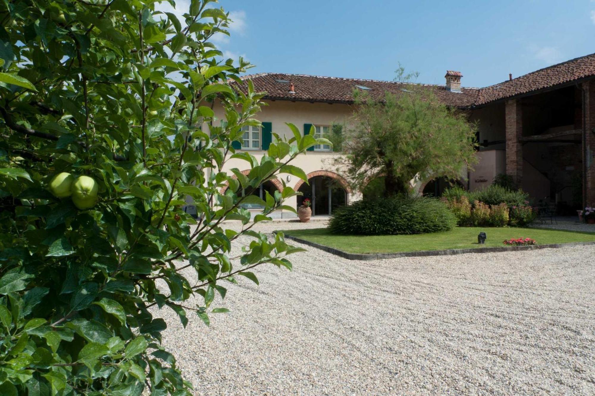 La Giribaldina Winery & Farmhouse Calamandrana Luaran gambar